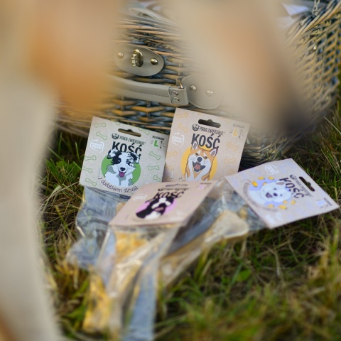 Gryzak dla psa PAKA ZWIERZAKA kość z dodatkiem strusia XL- 17 cm 115 g