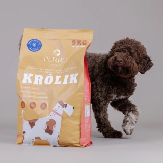 Perro Karma tłoczona na zimno PERRO Gourmet Królik – formuła dla psów dorosłych średnich i dużych ras 9 g