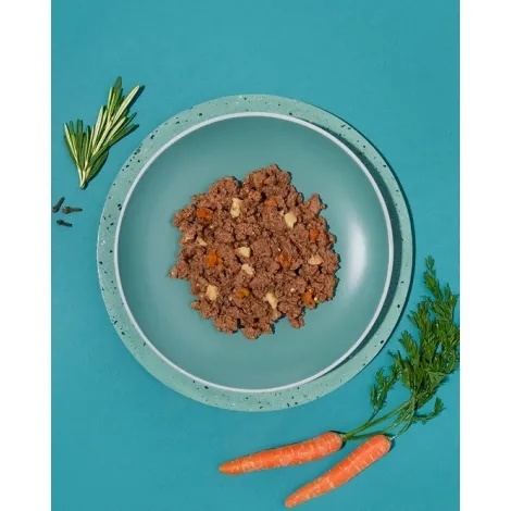 Amanova Dog Adult Irresistible Beef 100 g – wilgotna karma dla dorosłych psów z wołowiną